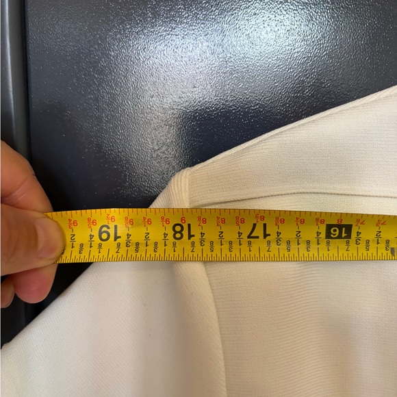 Herve Leger White Crop T-Shirt Textured - Picture 7 of 11